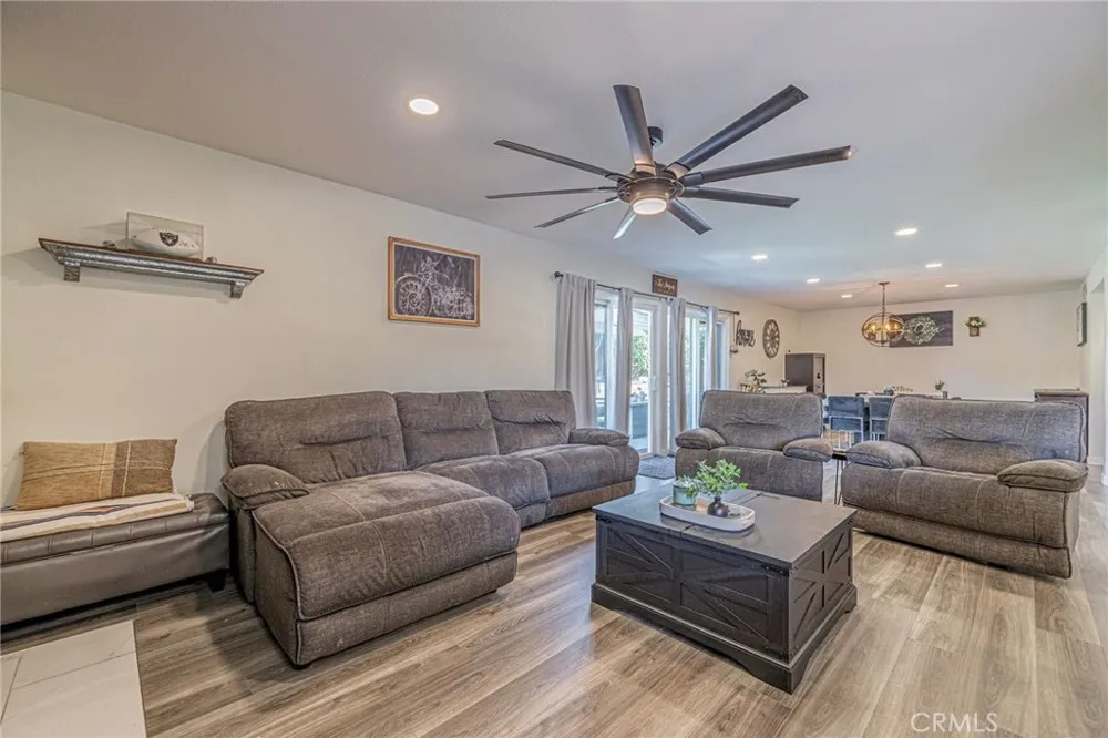 2575 Victoria Simi Valley, CA 93065