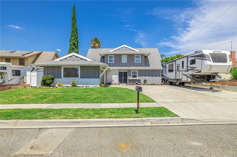 2575 Victoria Simi Valley, CA 93065