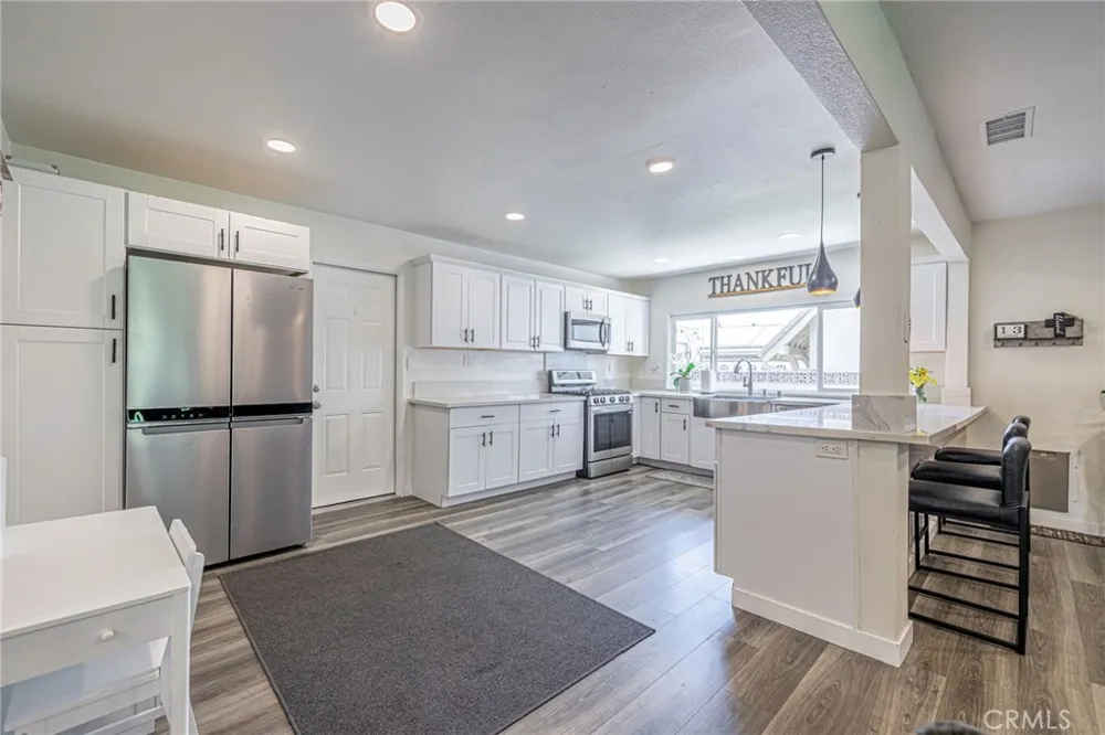 2575 Victoria Simi Valley, CA 93065