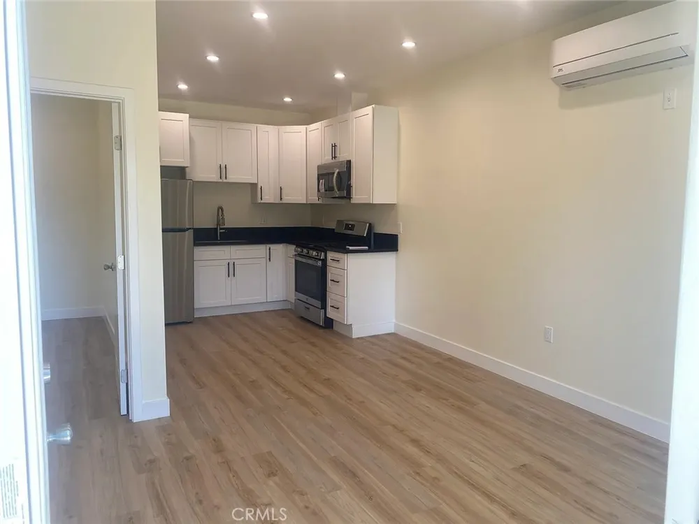 19253 Nashville Porter Ranch, CA 91326