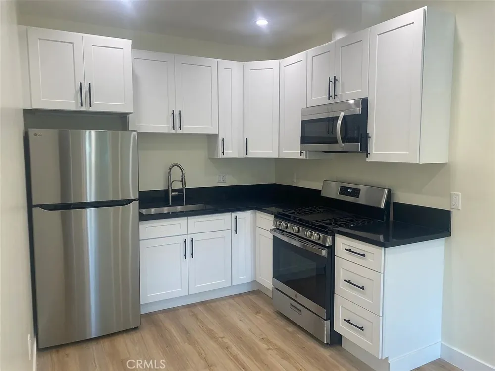 19253 Nashville Porter Ranch, CA 91326