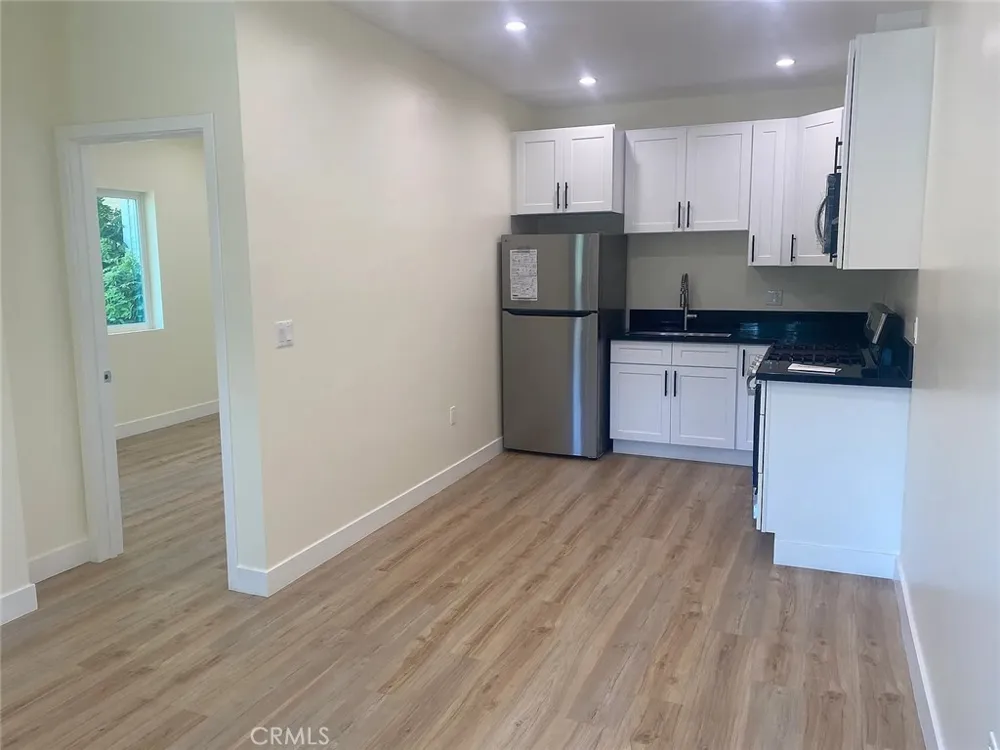 19253 Nashville Porter Ranch, CA 91326