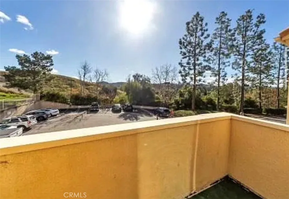 5200 Premiere Hills Circle #244 Woodland Hills, CA 91364