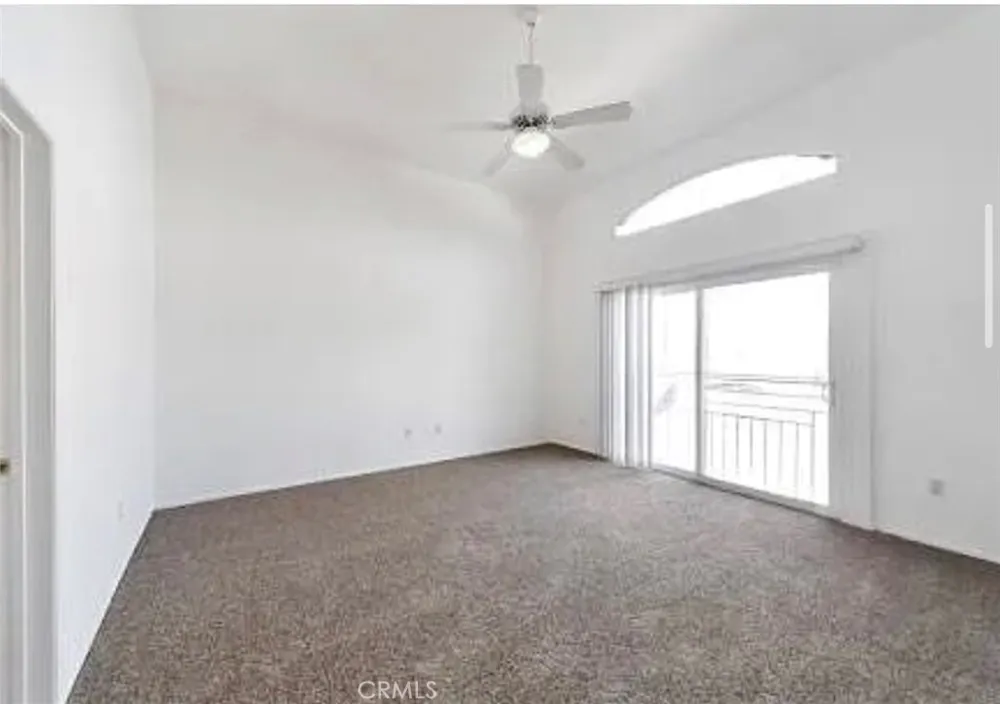 5200 Premiere Hills Circle #244 Woodland Hills, CA 91364