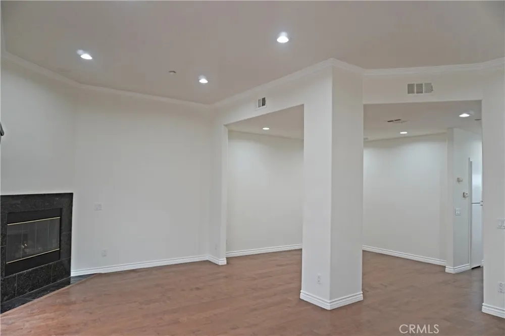 2345 Montrose Avenue #2 Montrose, CA 91020