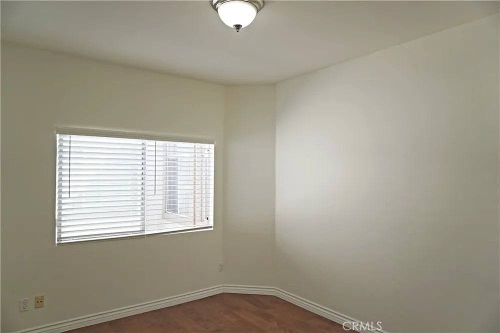 2345 Montrose Avenue #2 Montrose, CA 91020