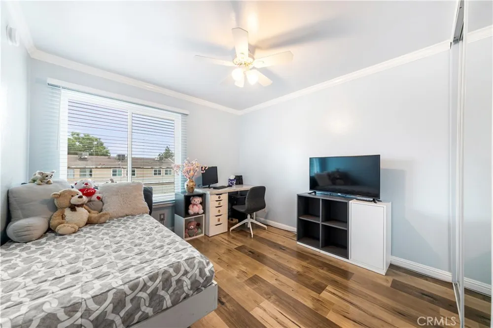 14344 Foothill #501 Sylmar, CA 91342
