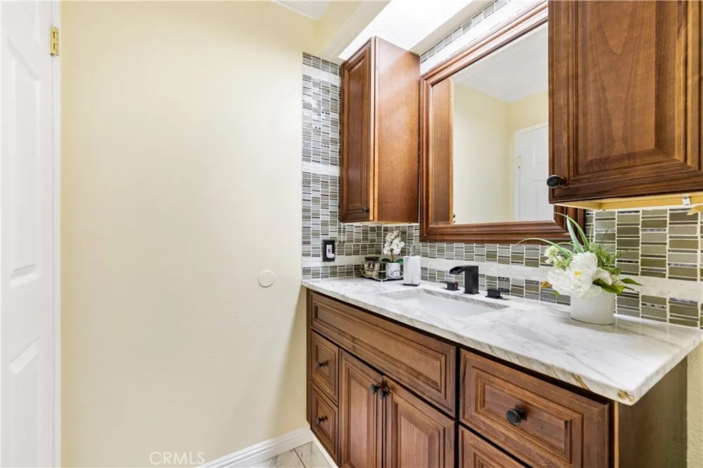 14344 Foothill #501 Sylmar, CA 91342
