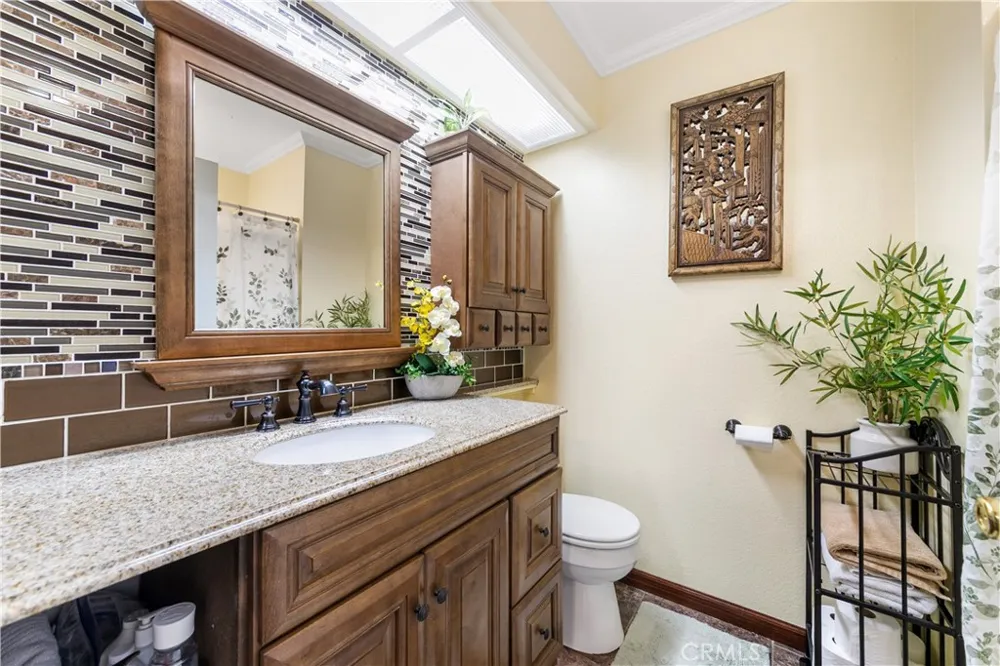 14344 Foothill #501 Sylmar, CA 91342