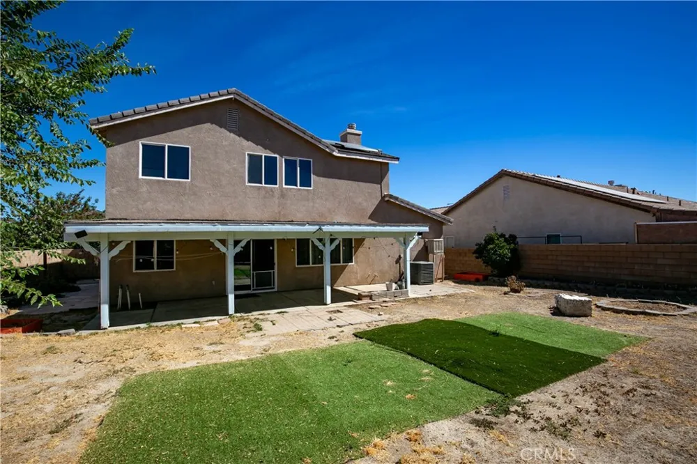 3102 E Topaz Lancaster, CA 93535