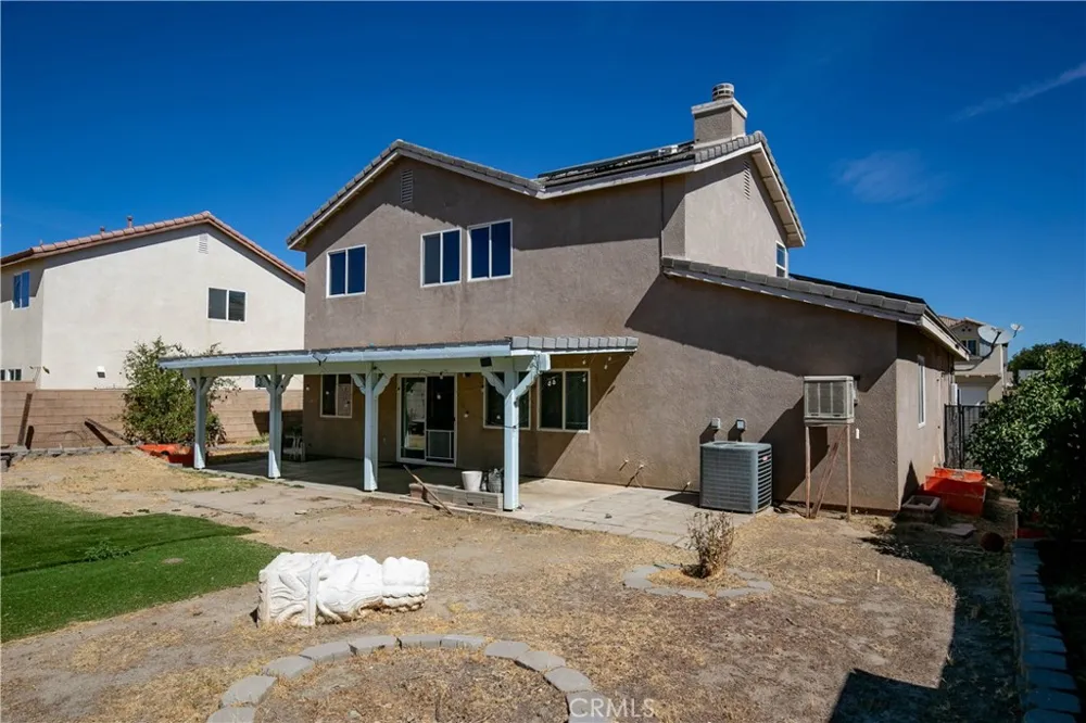 3102 E Topaz Lancaster, CA 93535