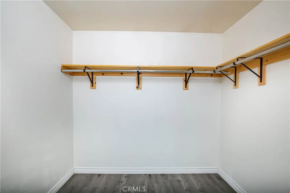 3102 E Topaz Lancaster, CA 93535
