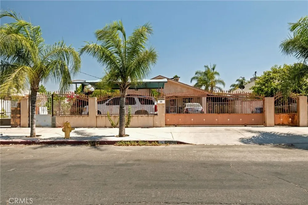 12936 Kagel Canyon Pacoima, CA 91331