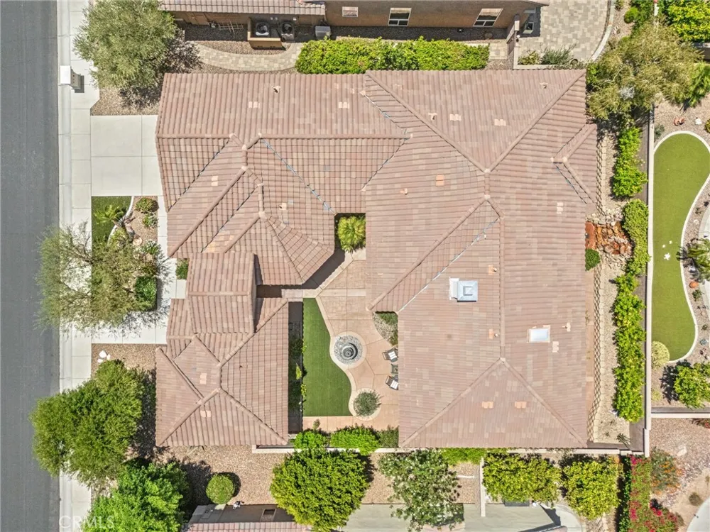 78652 Alliance Palm Desert, CA 92211