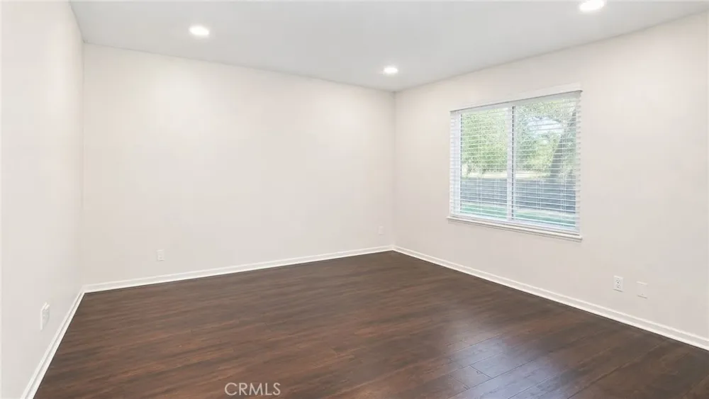 16508 Knapp North Hills, CA 91343