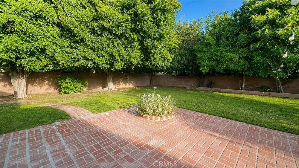 16508 Knapp North Hills, CA 91343