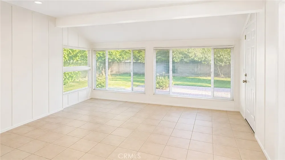 16508 Knapp North Hills, CA 91343