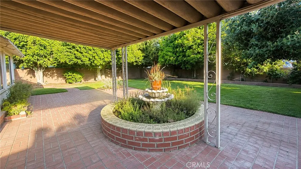 16508 Knapp North Hills, CA 91343