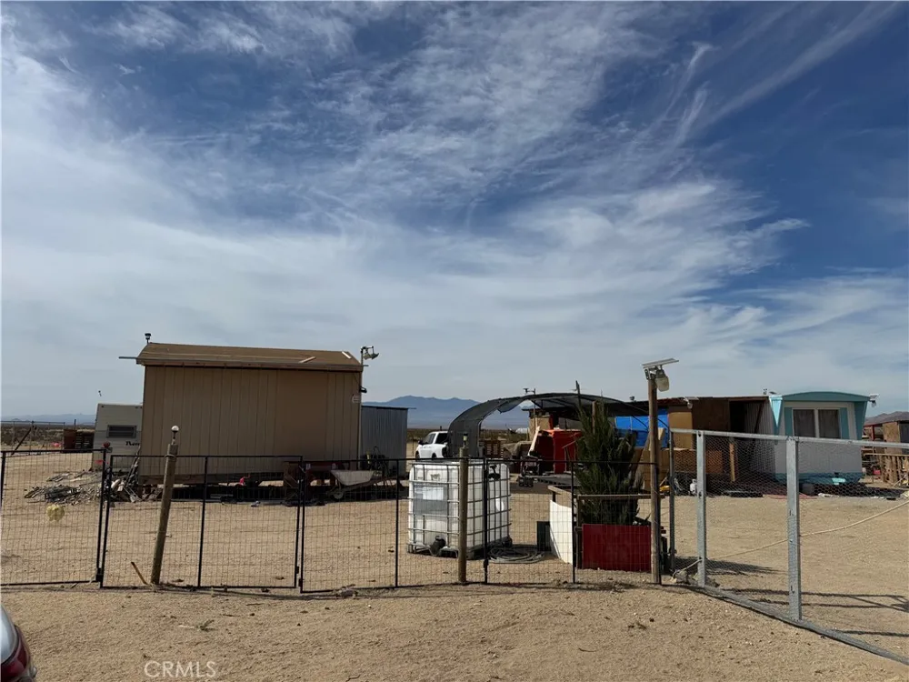 22510 E 226 F12 Hi Vista, CA 93535