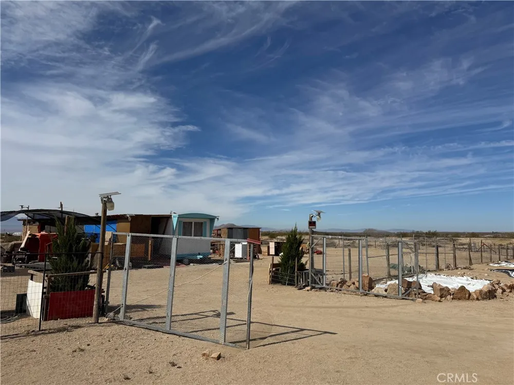 22510 E 226 F12 Hi Vista, CA 93535