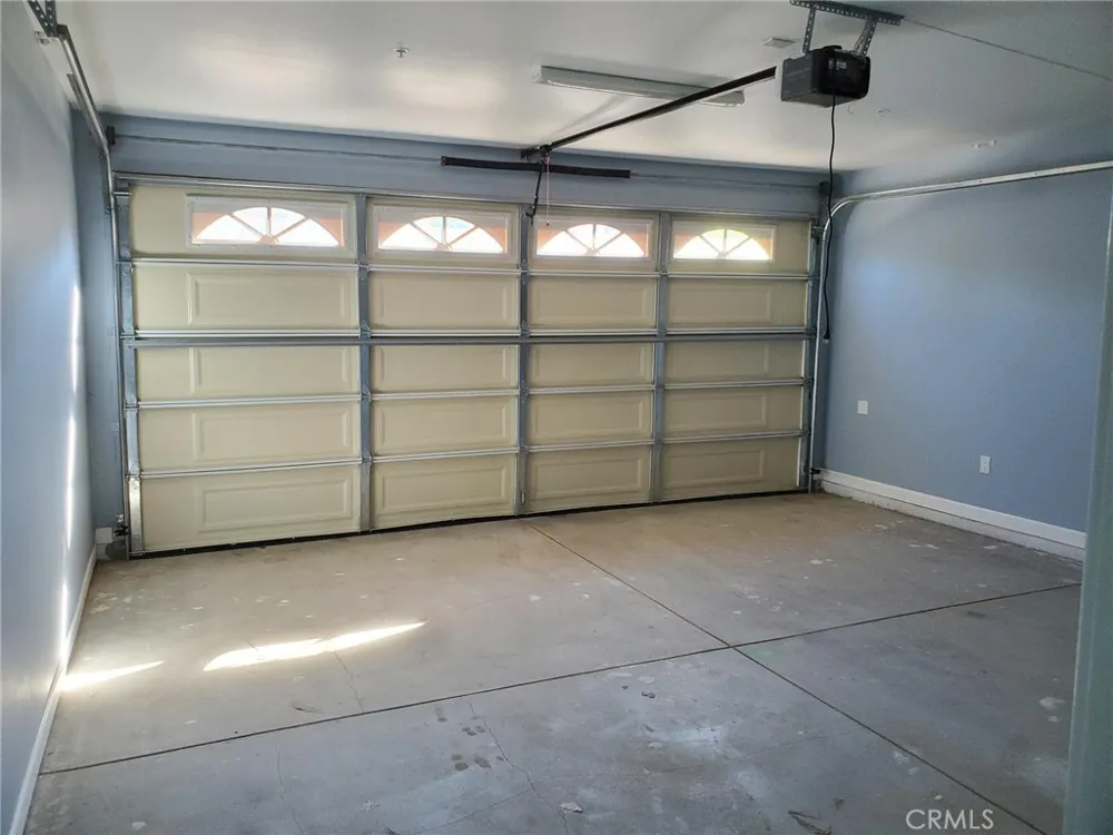 20819 W Seasons Lane Los Angeles, CA 91306