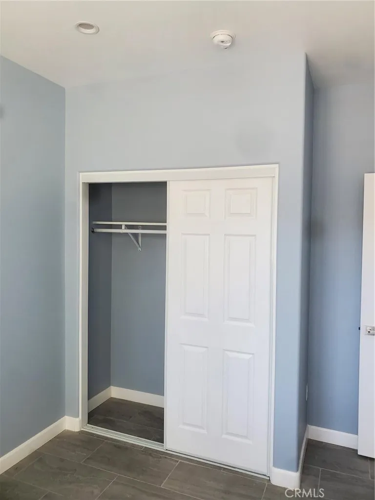 20819 W Seasons Lane Los Angeles, CA 91306