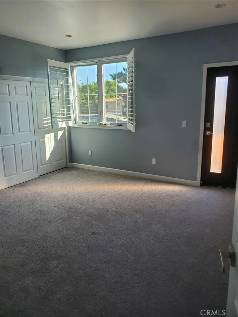 20819 W Seasons Lane Los Angeles, CA 91306
