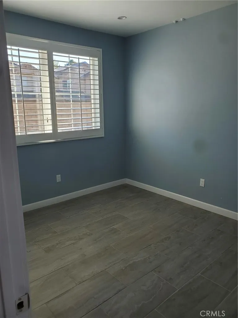 20819 W Seasons Lane Los Angeles, CA 91306