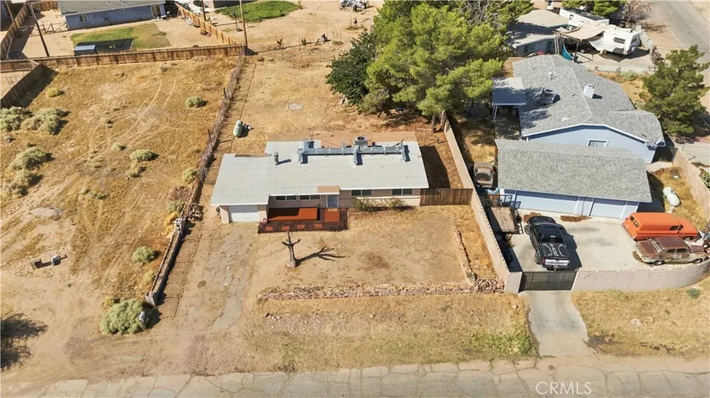 8672 Ironwood California City, CA 93505