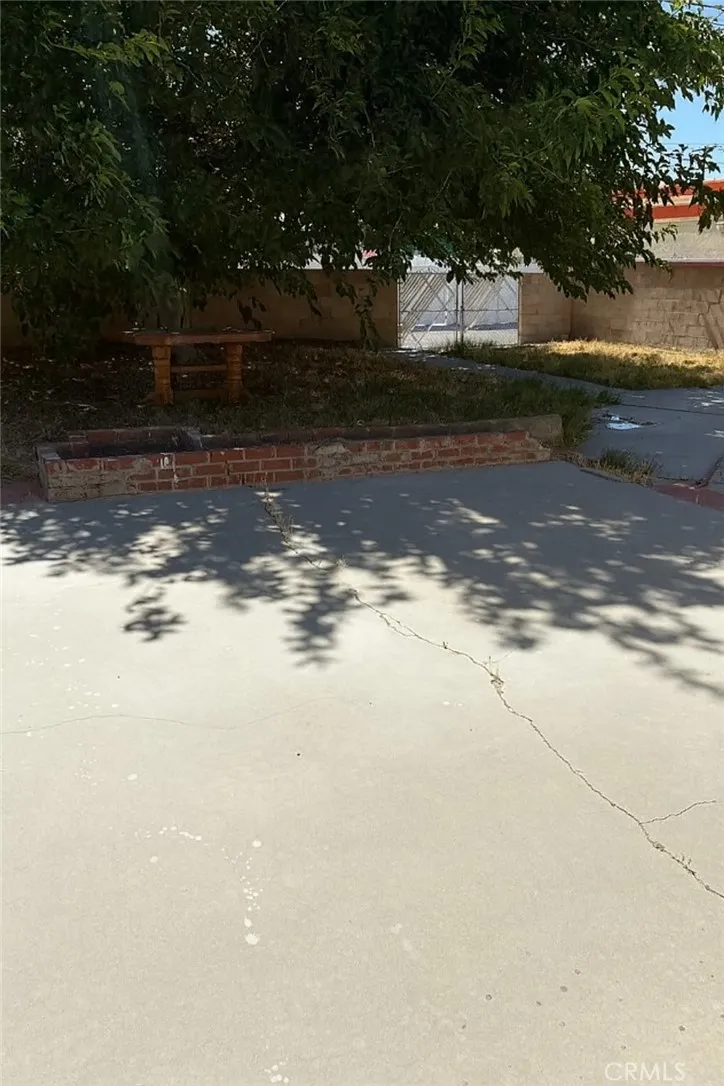44129 Carolside Lancaster, CA 93535