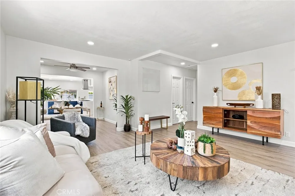 5847 Texhoma Avenue Encino, CA 91316