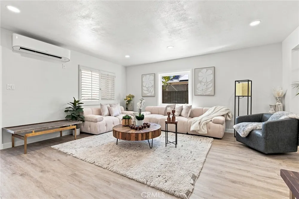 5847 Texhoma Avenue Encino, CA 91316