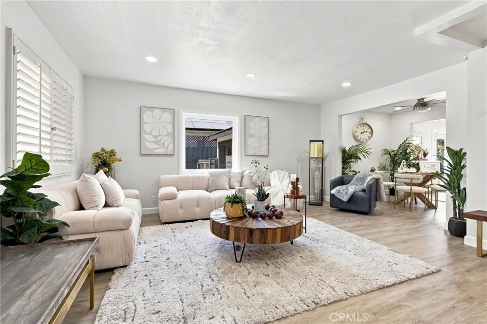 5847 Texhoma Avenue Encino, CA 91316