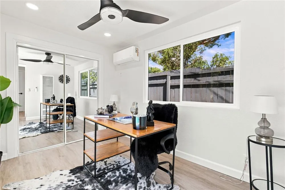5847 Texhoma Avenue Encino, CA 91316
