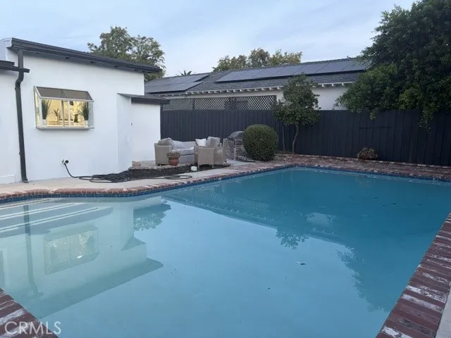 5847 Texhoma Avenue Encino, CA 91316