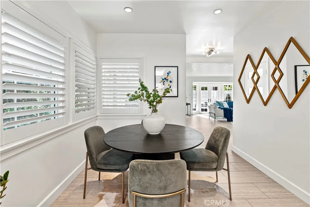 8963 Cynthia West Hollywood, CA 90069