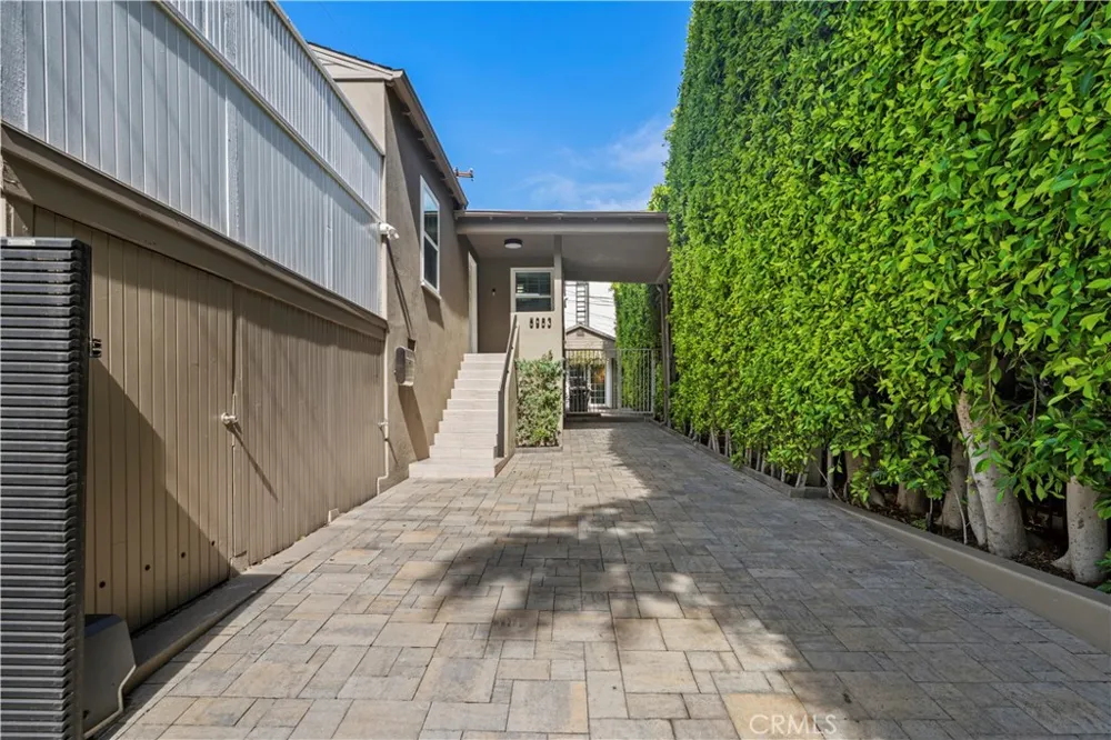 8963 Cynthia West Hollywood, CA 90069