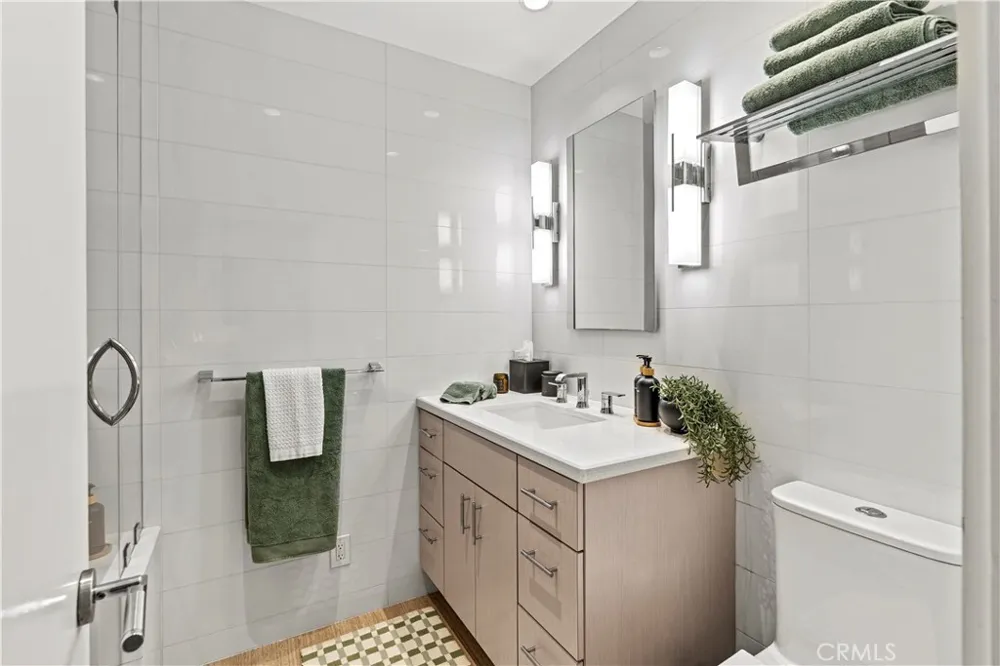 8963 Cynthia West Hollywood, CA 90069