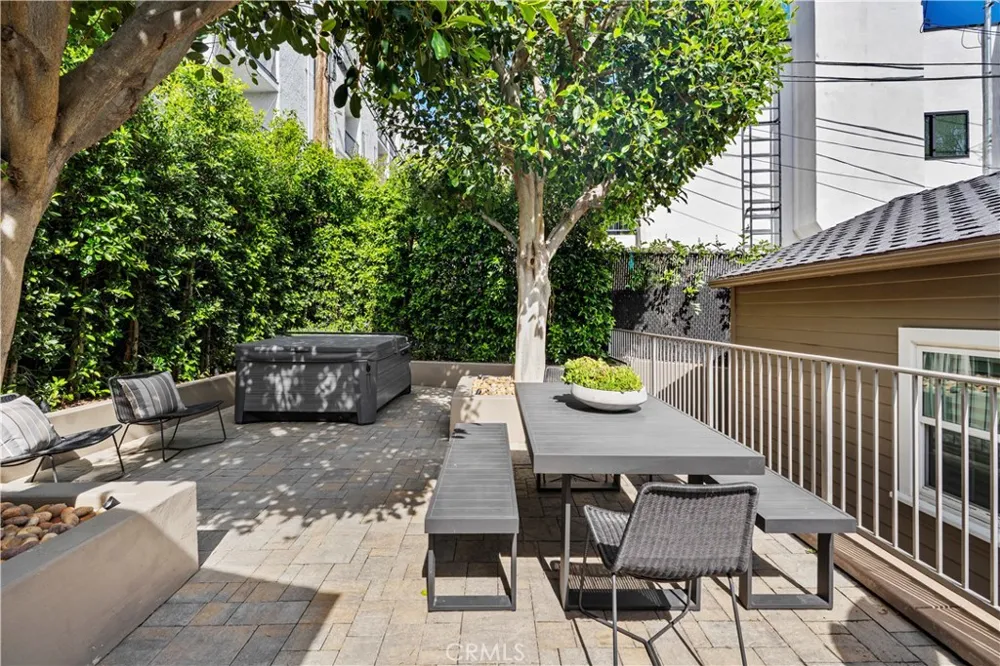 8963 Cynthia West Hollywood, CA 90069