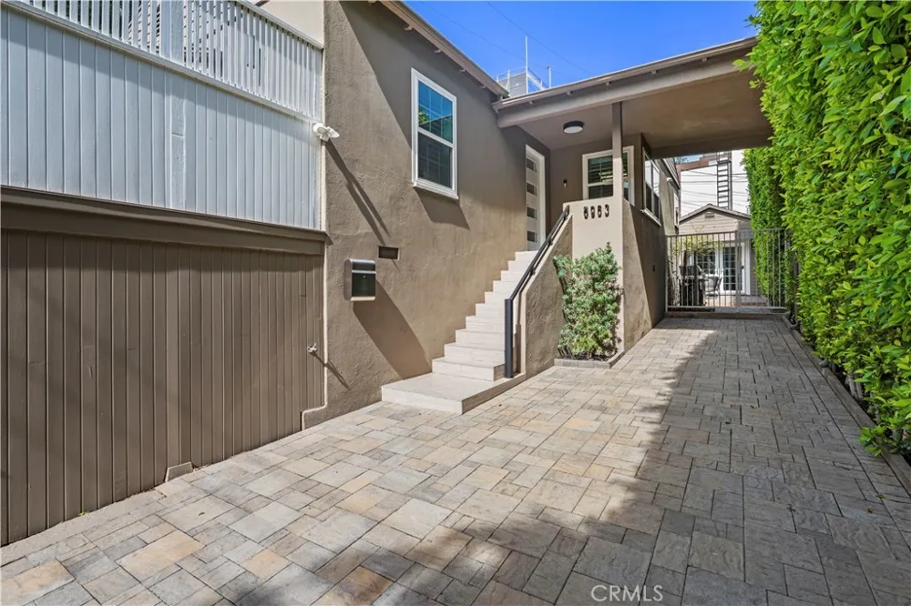 8963 Cynthia West Hollywood, CA 90069