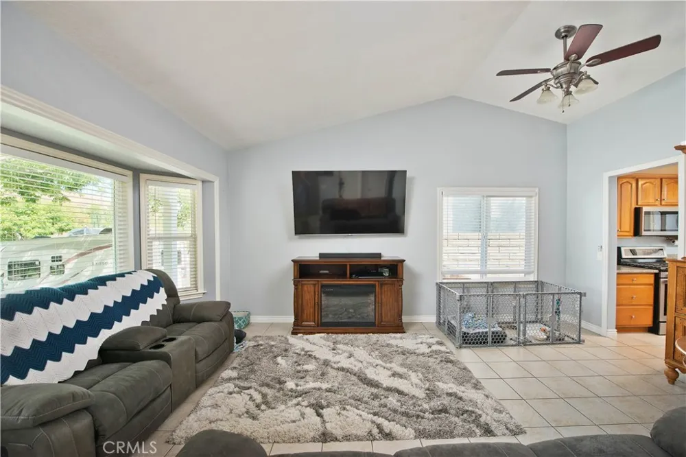 31910 Green Hill Castaic, CA 91384