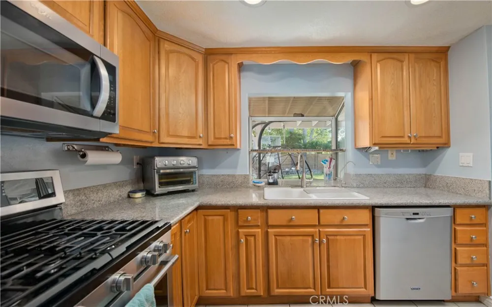 31910 Green Hill Castaic, CA 91384