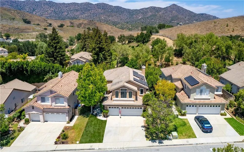 5371 Carmento Drive Oak Park, CA 91377