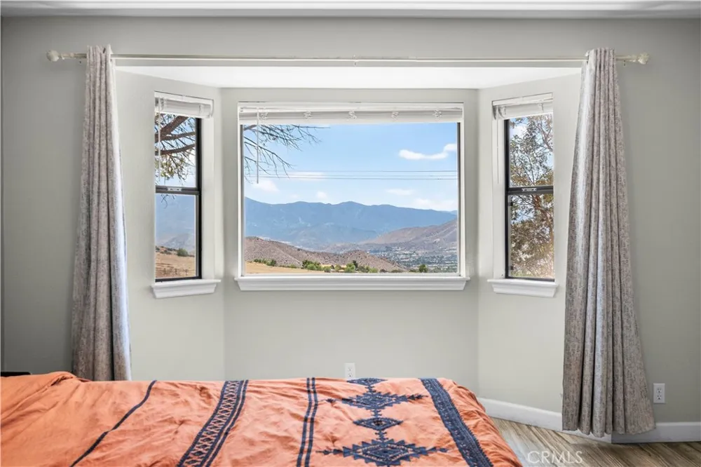 2945 Shannon Valley Acton, CA 93510