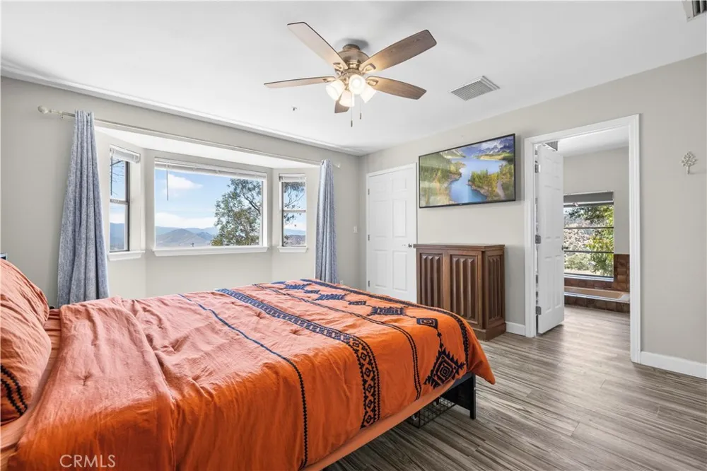 2945 Shannon Valley Acton, CA 93510