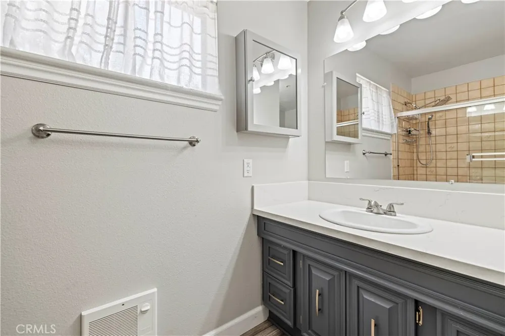 2945 Shannon Valley Acton, CA 93510