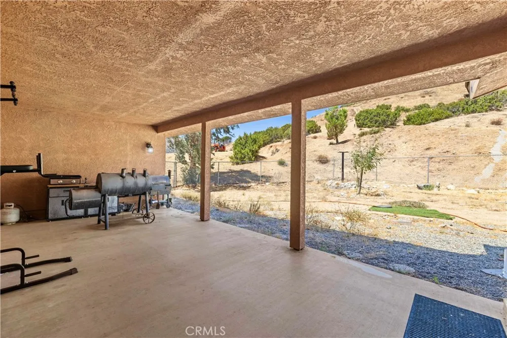 2945 Shannon Valley Acton, CA 93510