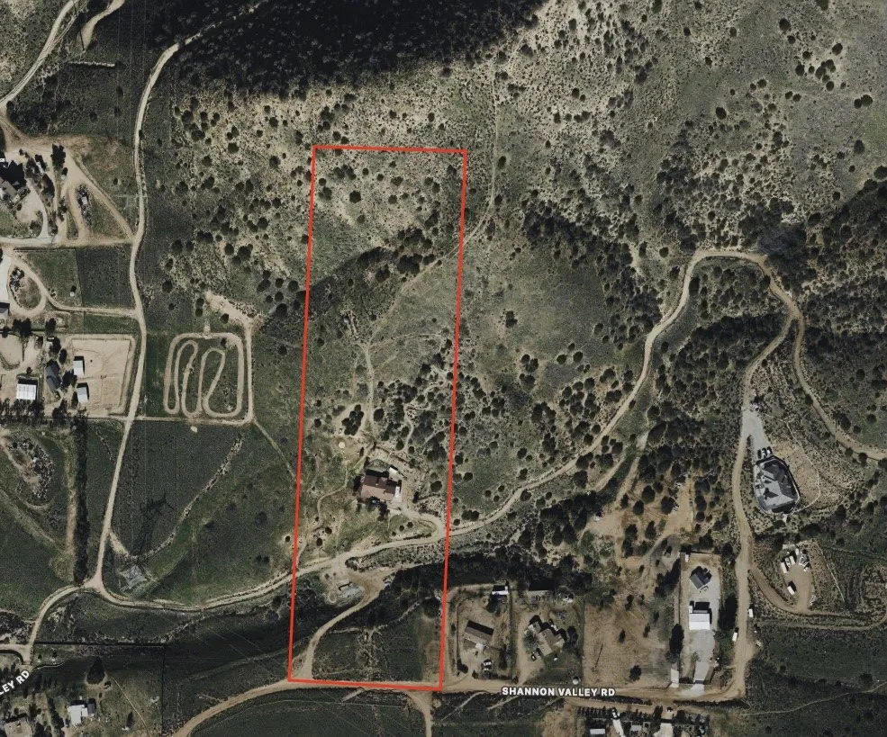 2945 Shannon Valley Acton, CA 93510