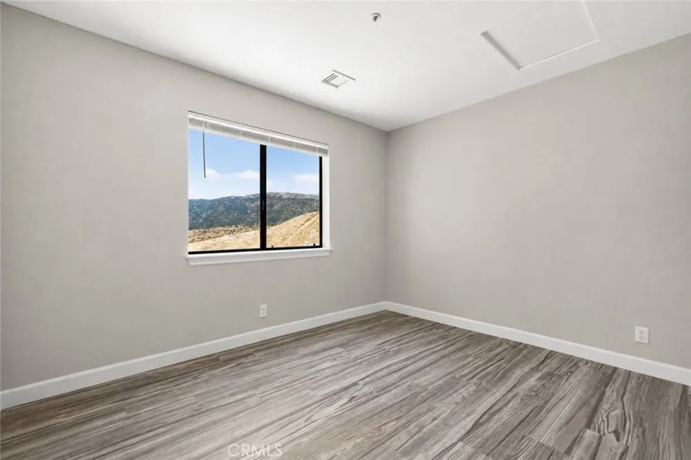 2945 Shannon Valley Acton, CA 93510