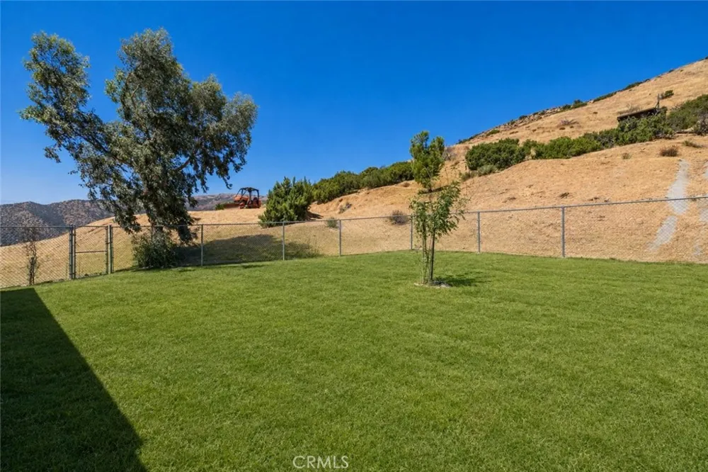 2945 Shannon Valley Acton, CA 93510